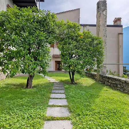 Ca Dela Nua Front Holiday home Limone sul Garda