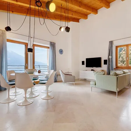 Ca Dela Nua Front Holiday home Limone sul Garda